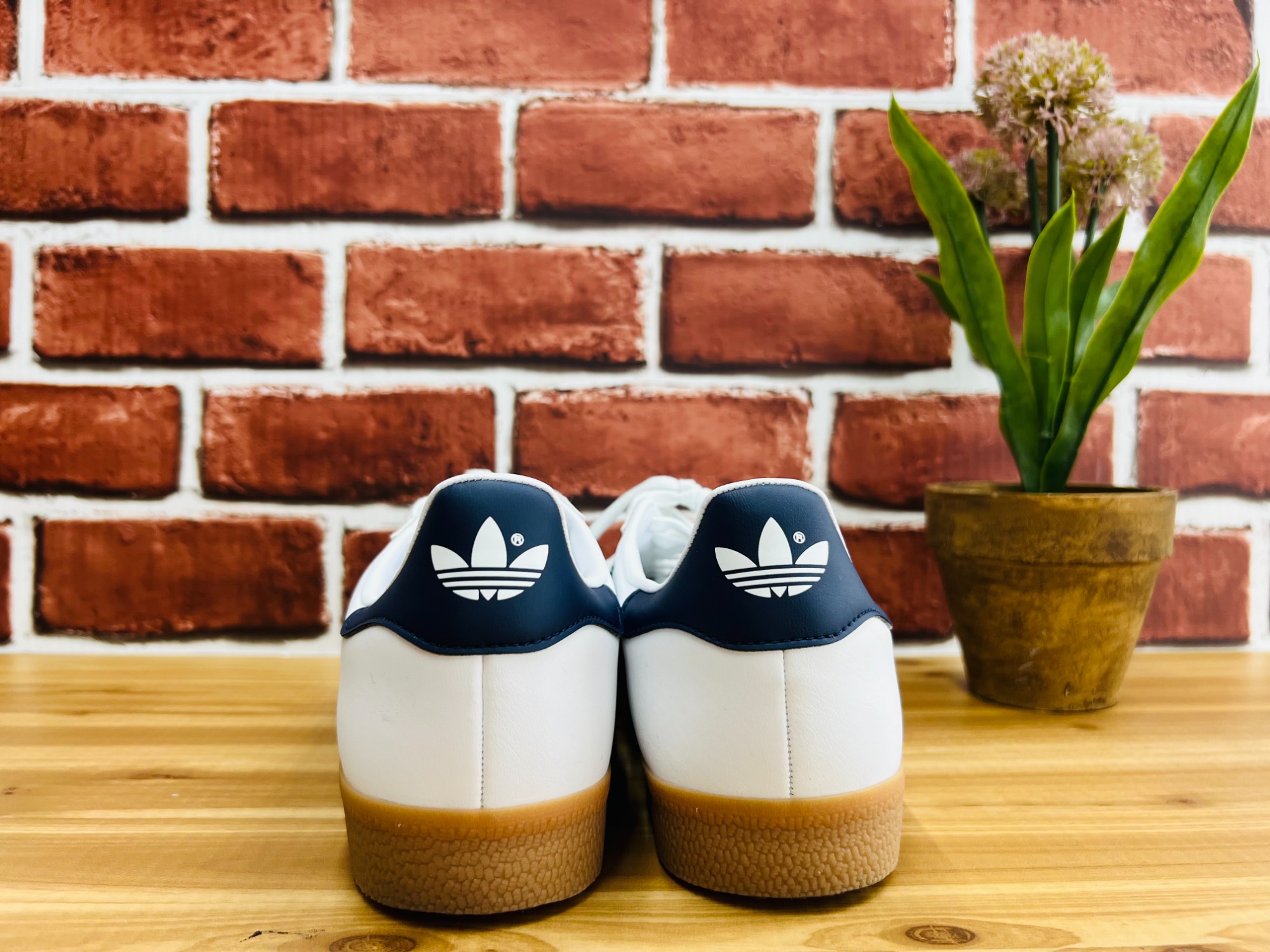 スニーカー買取強化中】adidas originals（アディダスオリジナルス）の