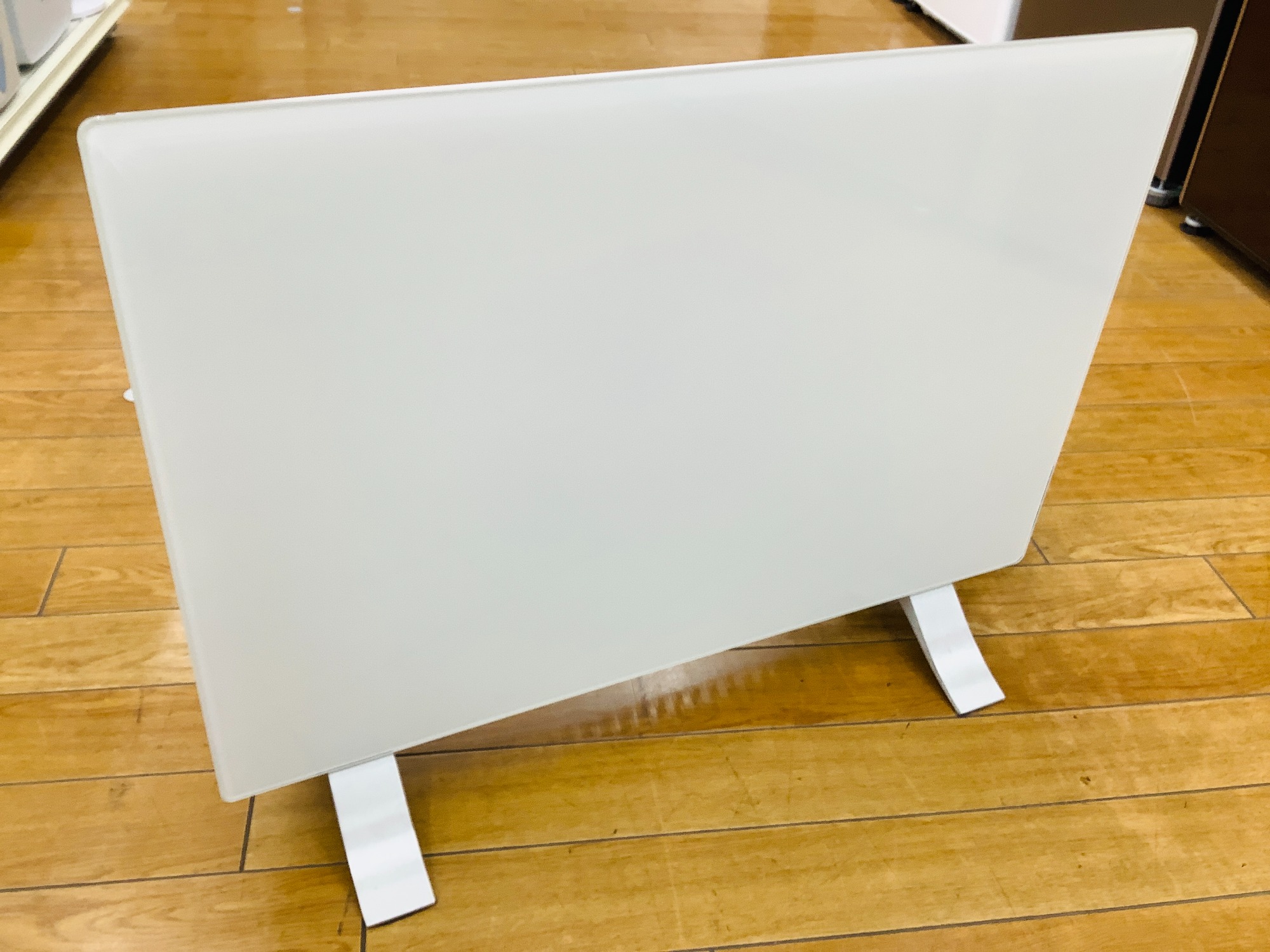 家電販売強化中】ASUWELL(アスウェル)のパネルヒーターのご紹介です