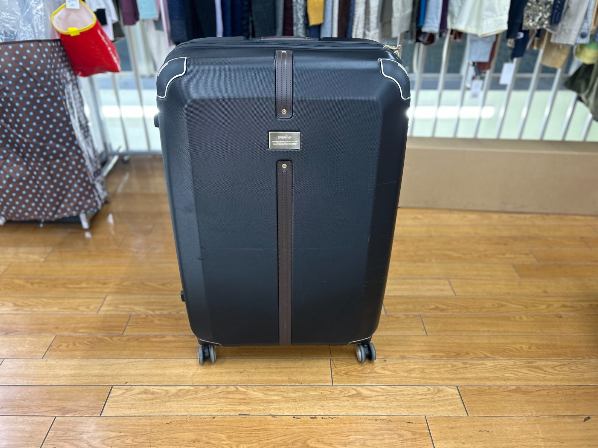 Samsonite BLACK LABEL（サムソナイト・ブラックレーベル）のスーツ