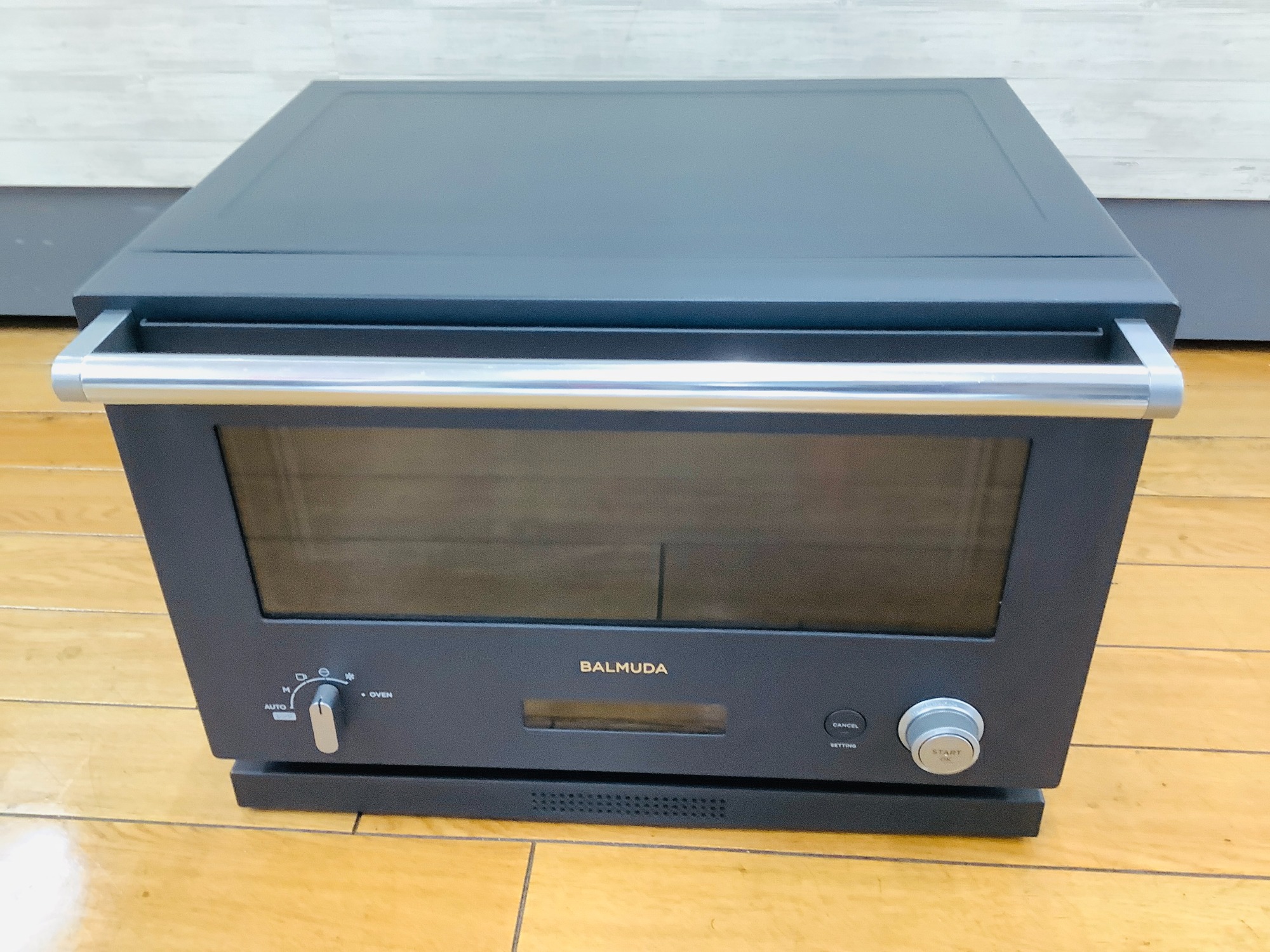 家電販売強化中】BALMUDA（バルミューダ）のオーブンレンジが入荷しま