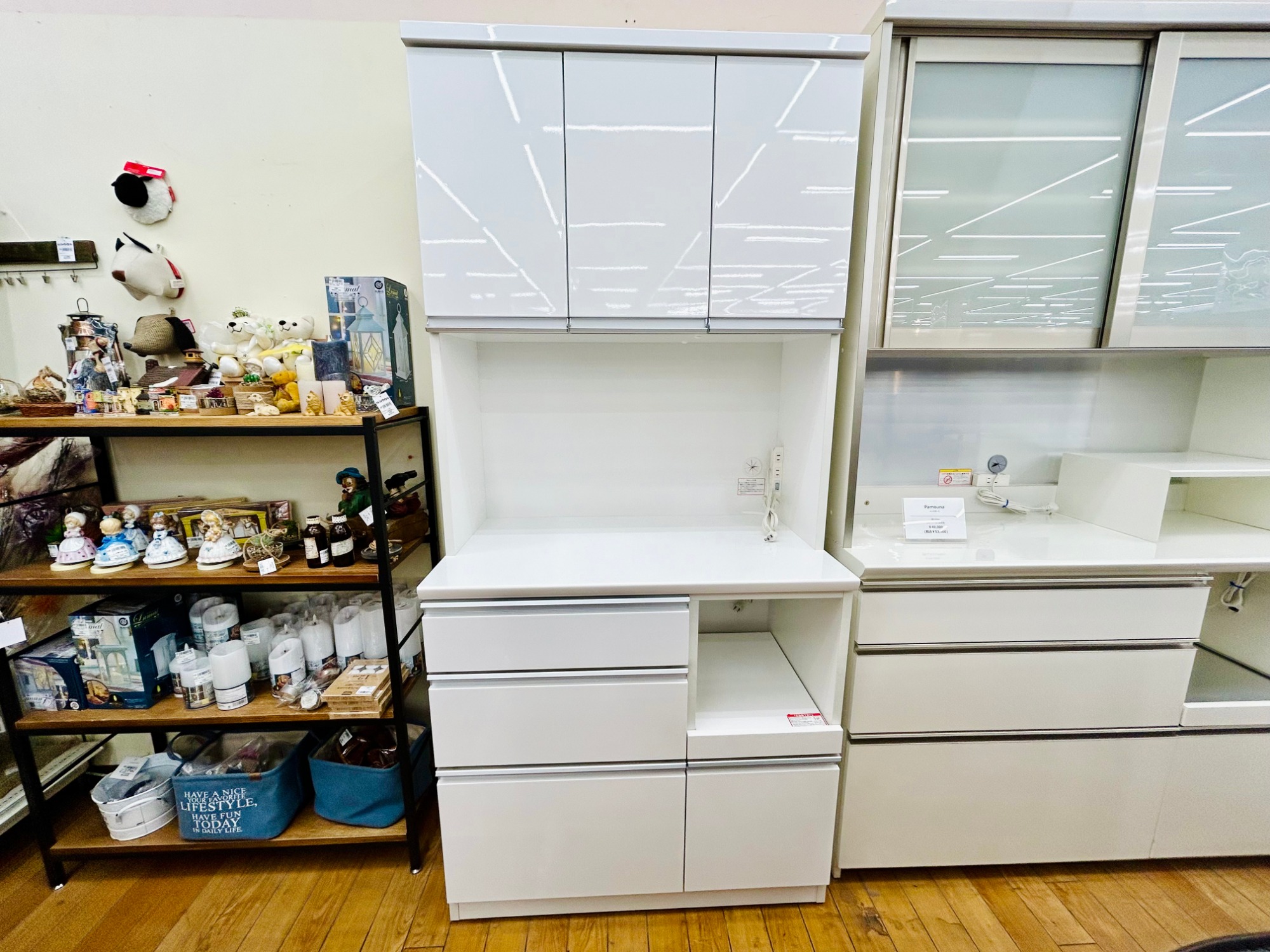 家具買取強化中】ニトリの”レンジボード3枚扉”が入荷しました 