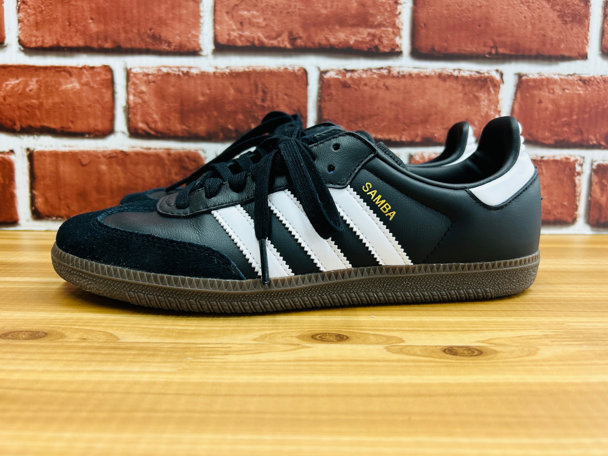 スニーカー買取強化中】adidas originals(アディダス オリジナル