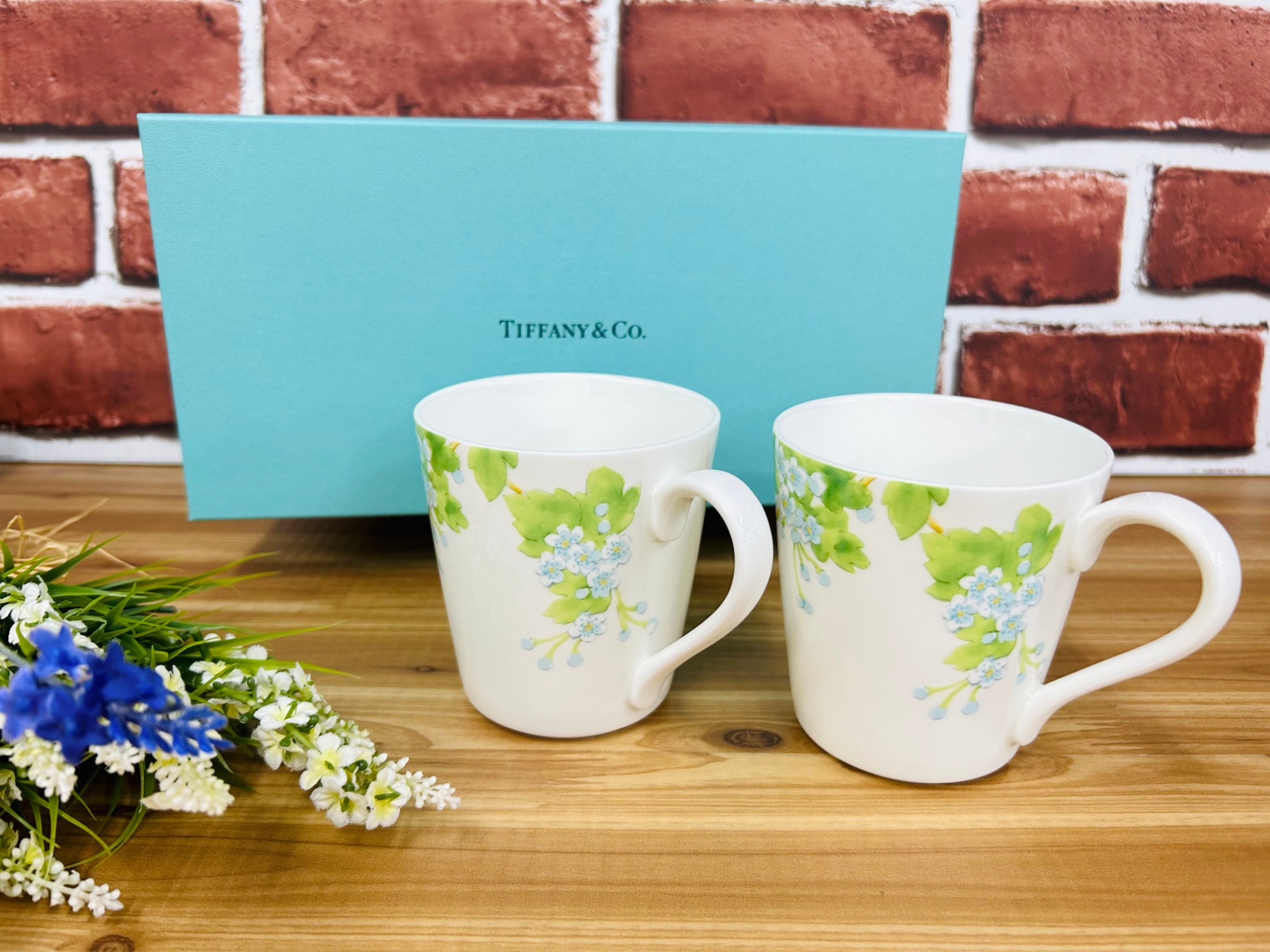 洋食器販売強化中】Tiffany & Co.(ティファニー＆コー) のマグカップ2P