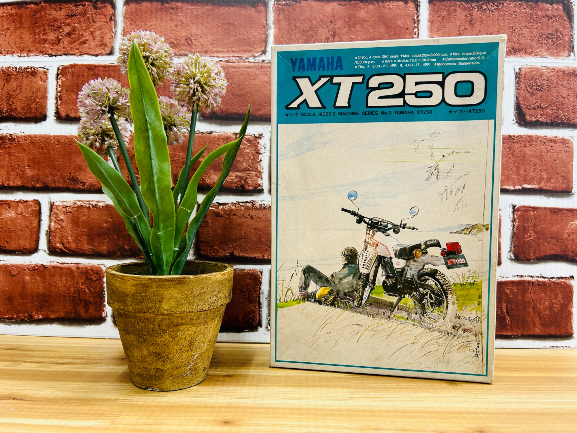 レトロホビー買取強化中】 BANDAIのYAMAHA XT250 1/12スケール
