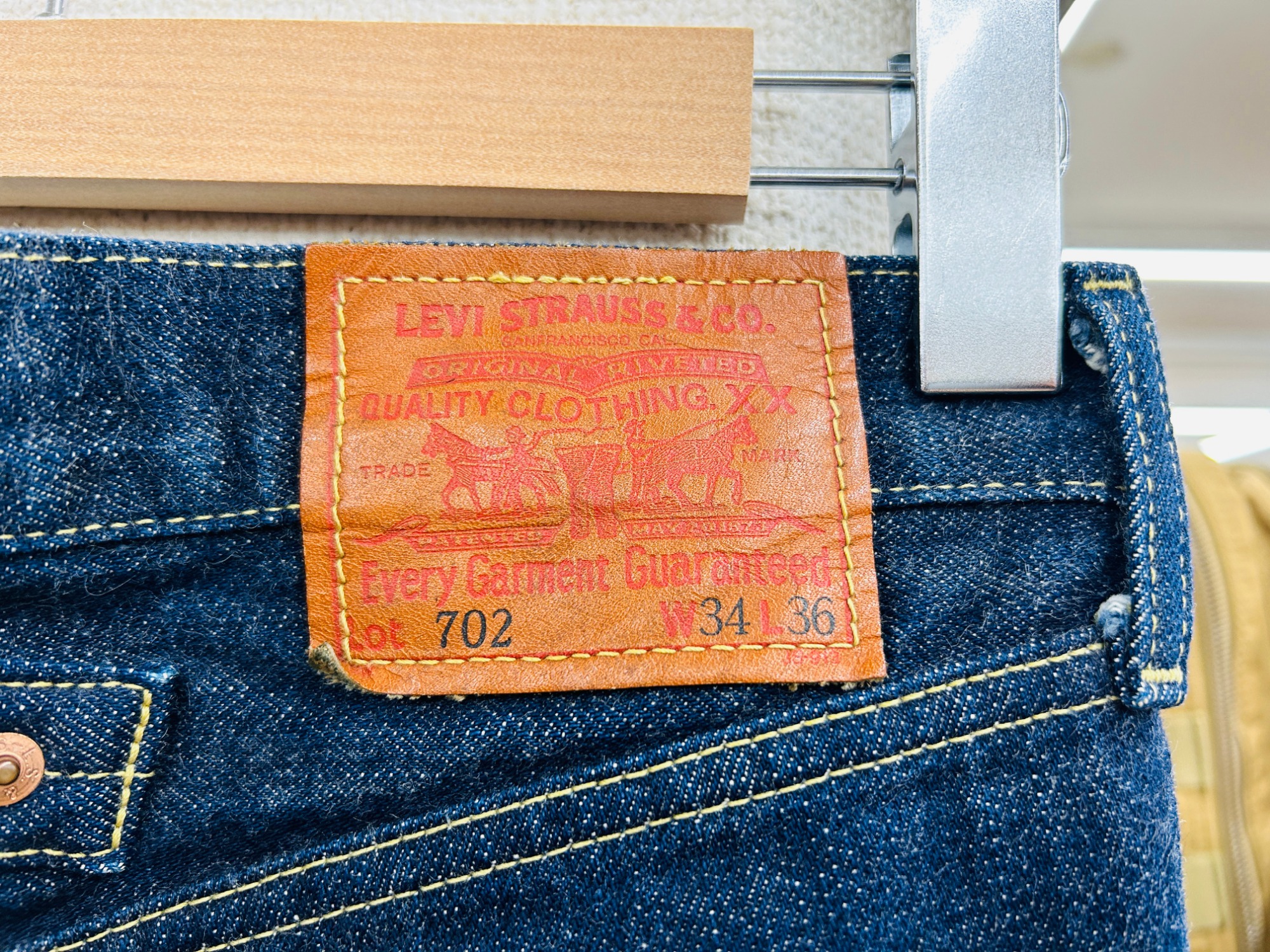 秋物衣類買取強化中】赤耳 LEVI'S（リーバイス）702xx 復刻