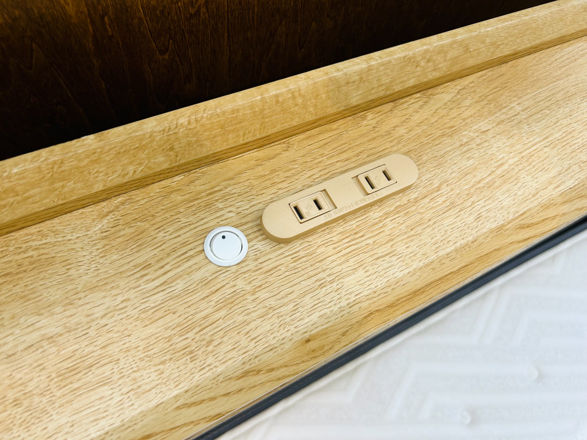 【トレファク鶴ヶ島店】NITORI(ニトリ)　クイーンベッド 家具販売強化中！】ニトリの”クイーンベッド”をご紹介！！｜2024年10月