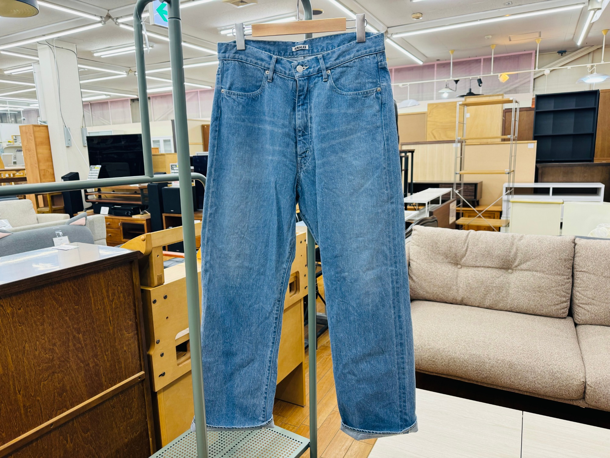 メンズ衣類買取強化中】2024SS AURALEE（オーラリー）のデニムパンツが