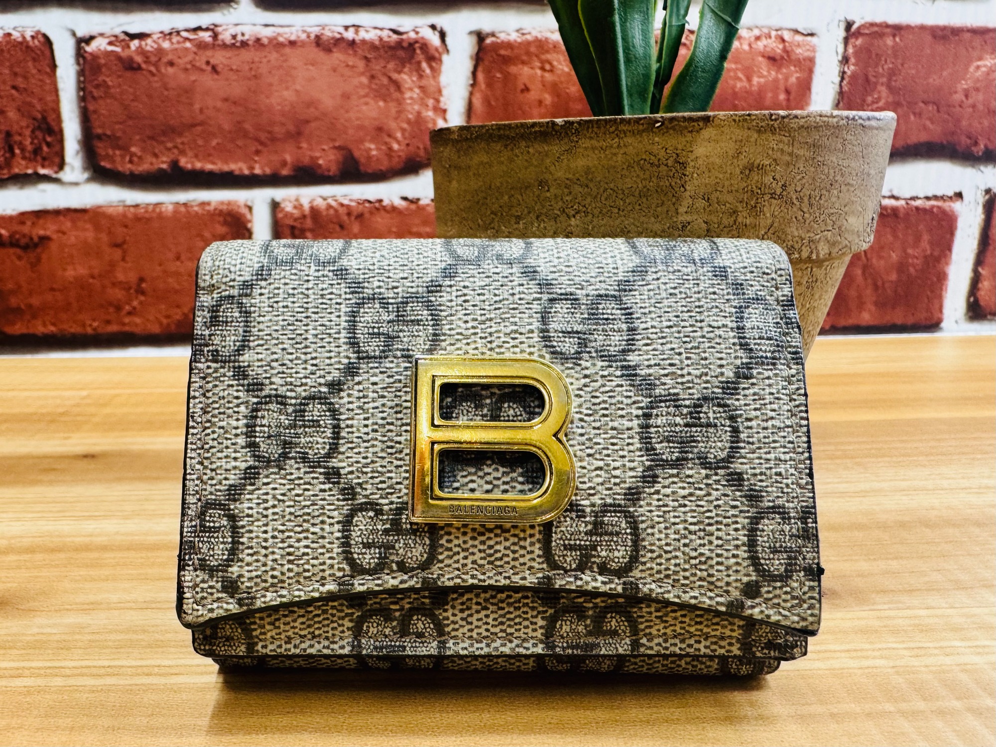 ブランド買取強化中!】GUCCI（グッチ）× BALENCIAGA