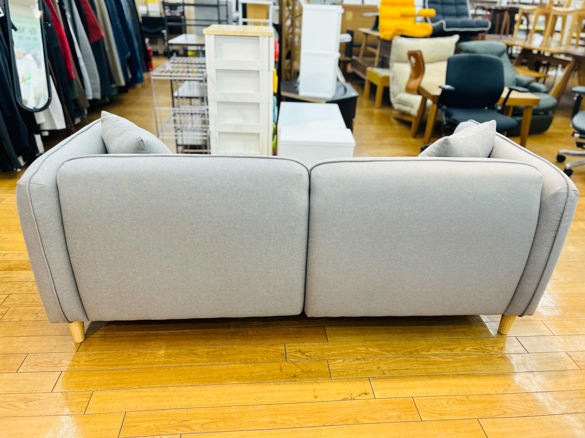 家具販売強化中】桜屋工業の2人掛けソファーが入荷しました！｜2025年