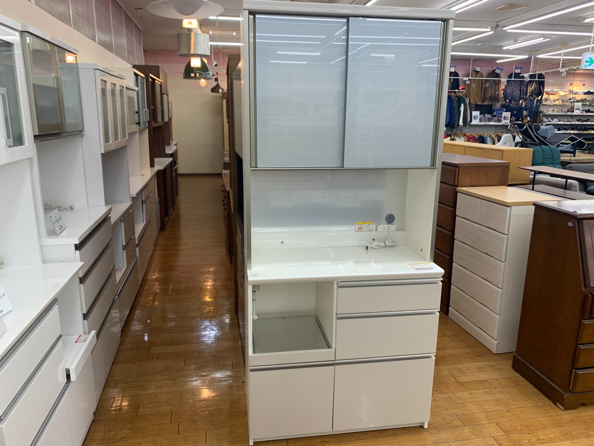 値下げしました！【トレファク鶴ヶ島店】Pamouna(パモウナ) レンジボード 家具販売強化中】Pamouna（パモウナ）のレンジボードが入荷しました
