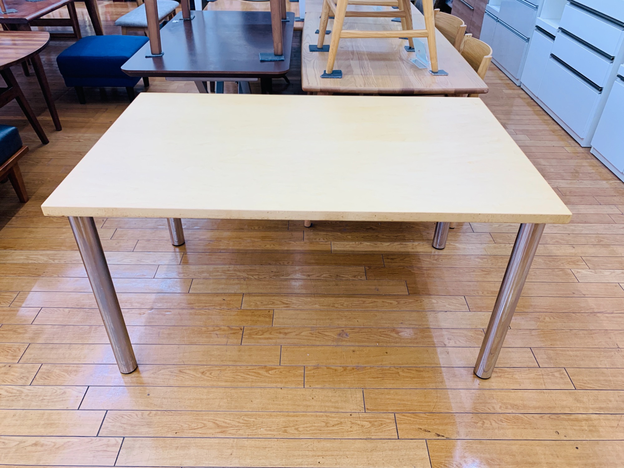 家具販売強化中】Innovator（イノベーター）のダイニングテーブルの