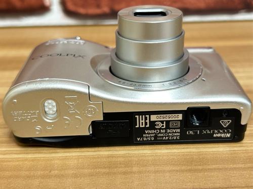 Nikon COOLPIX L30 シルバー コンパクトデジタルカメラ ニコン COOLPIX L30 価格比較 - 価格.com