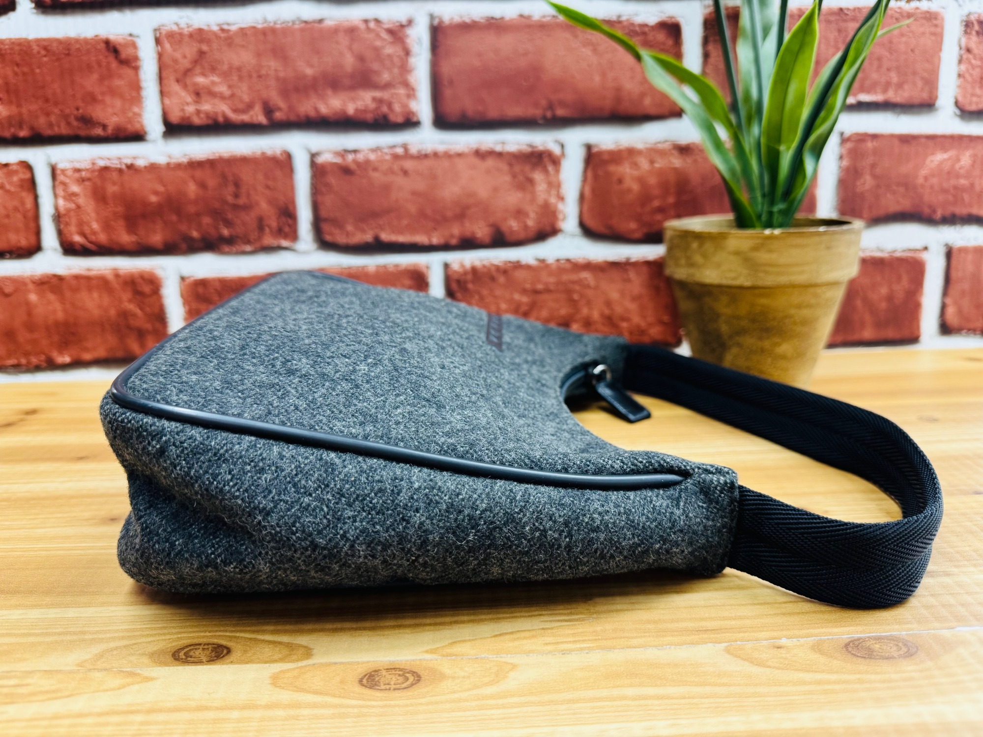 ブランド買取強化中】PRADA SPORTS（プラダスポーツ）のアクセサリー