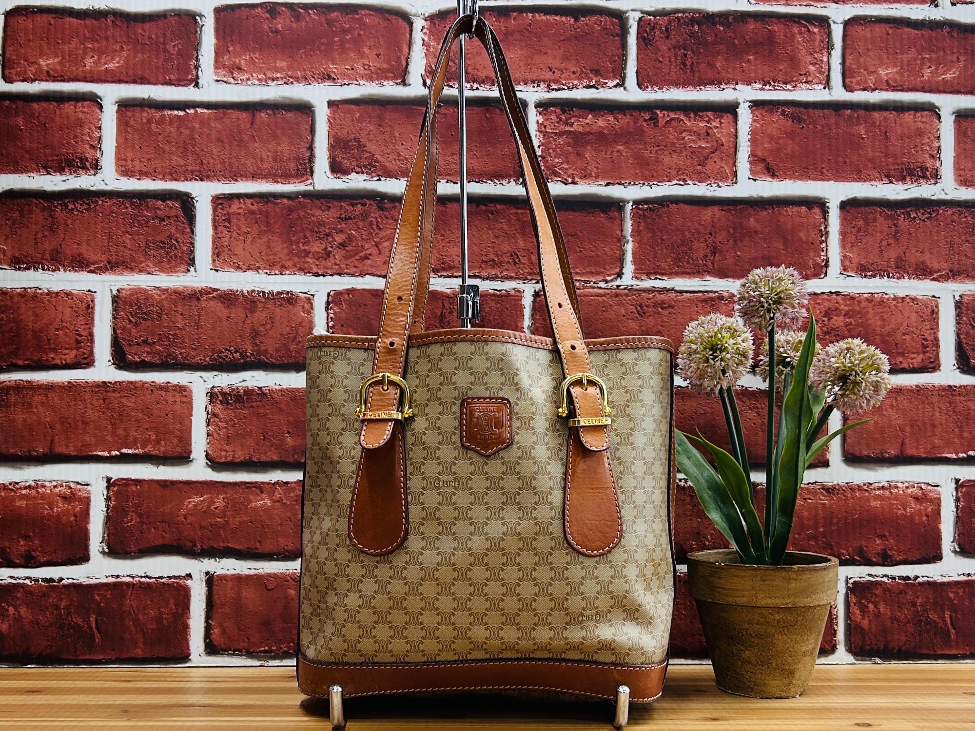 ブランド買取強化中】CELINE（セリーヌ）のマカダム柄 ハンドバッグが