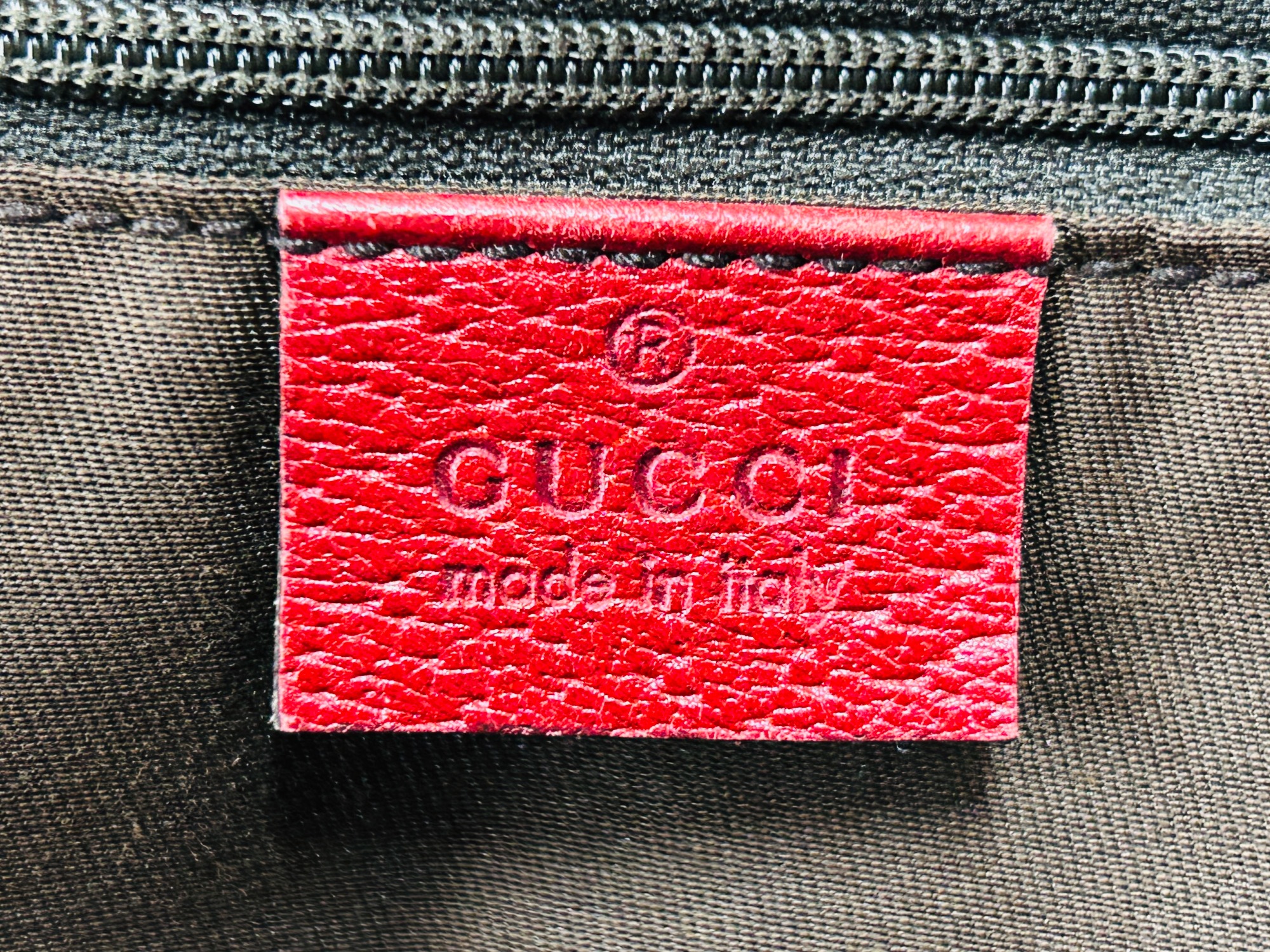 ブランド買取強化中】GUCCI（グッチ）の“ シェリーライン トートバッグ