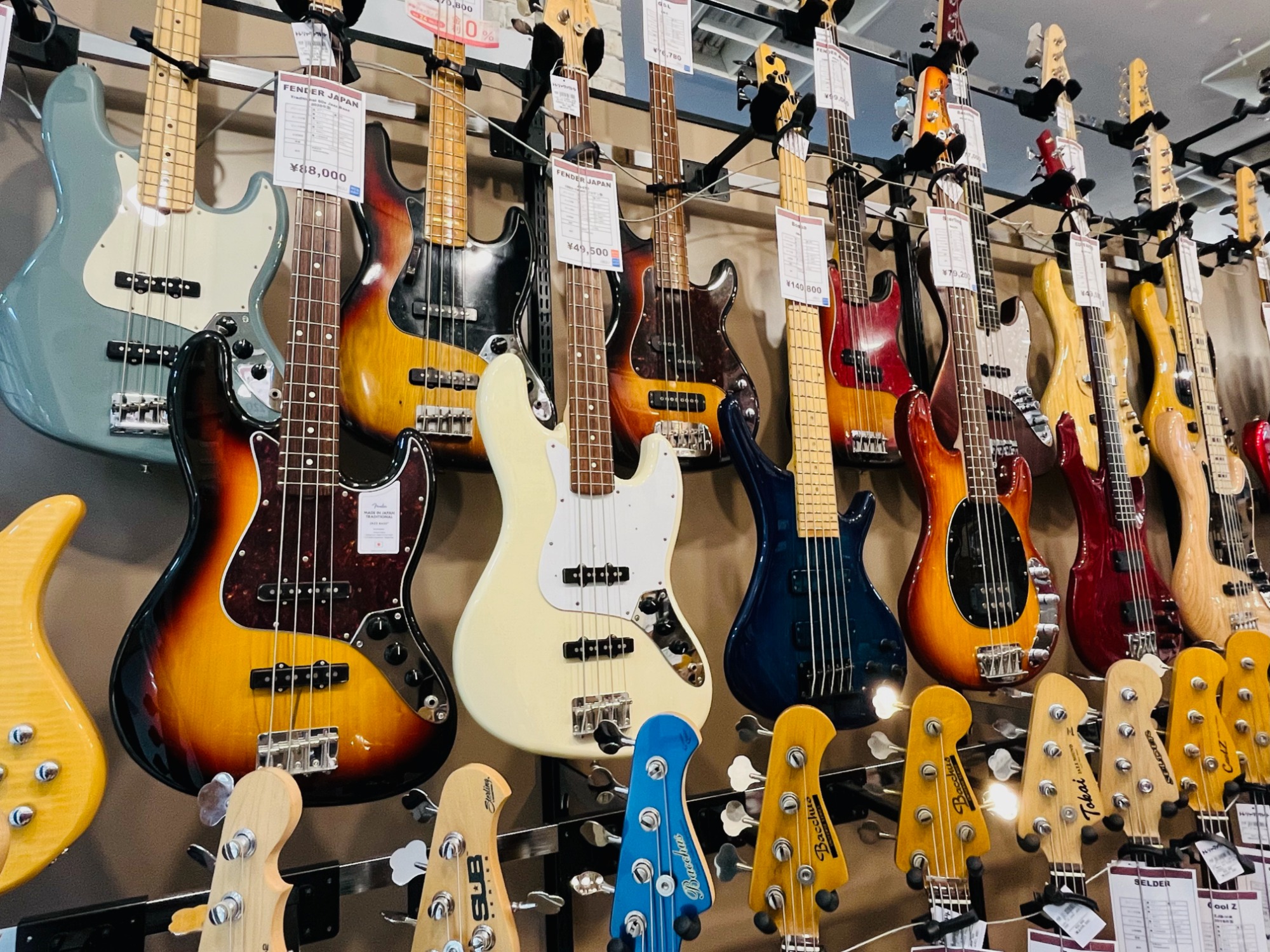 ギター、ベースを売るならトレファクへ！｜2026年01月06日｜リサイクル