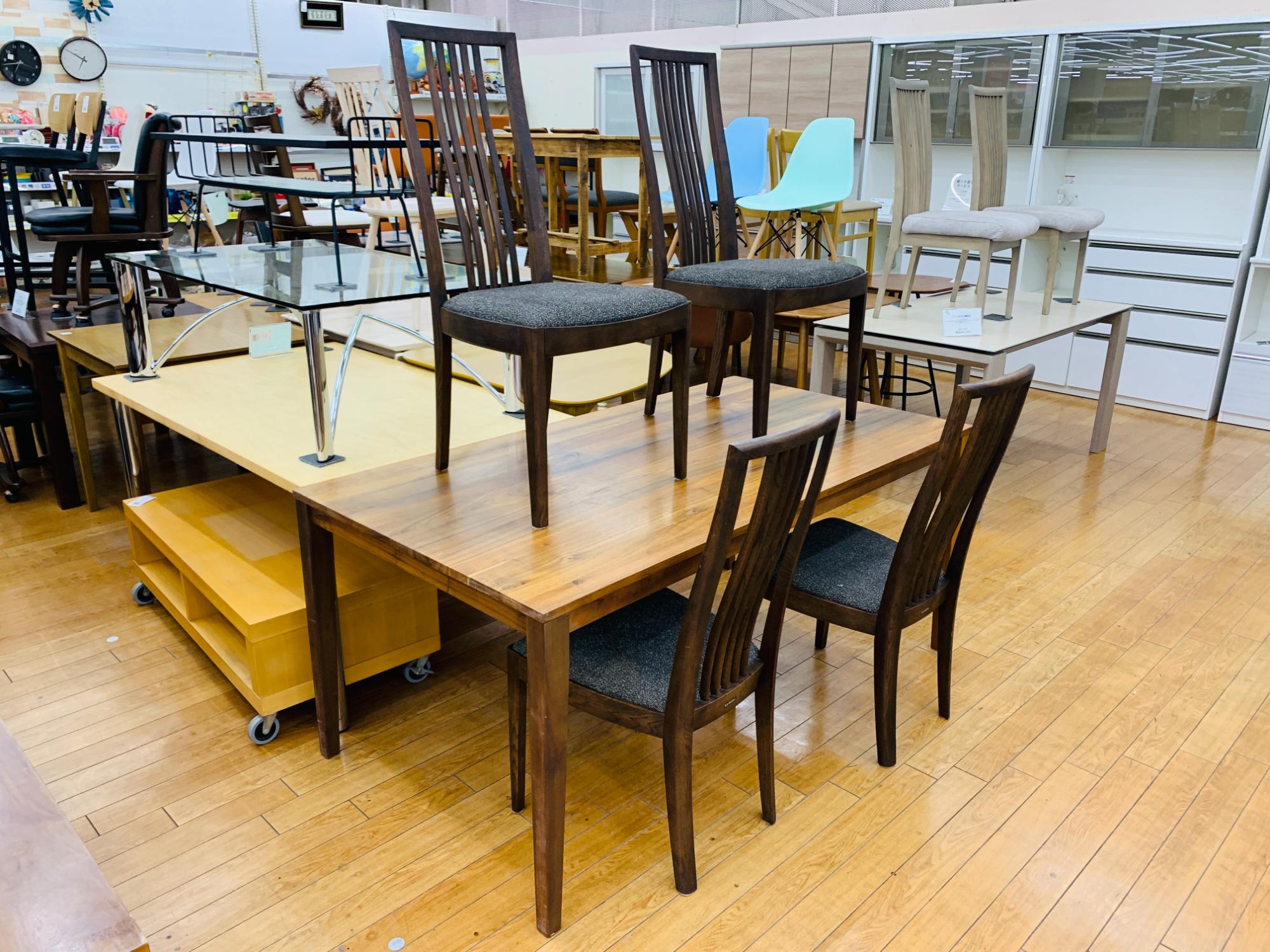 家具販売強化中】FUJIEI（藤栄）×karimoku（カリモク）の'' ダイニング