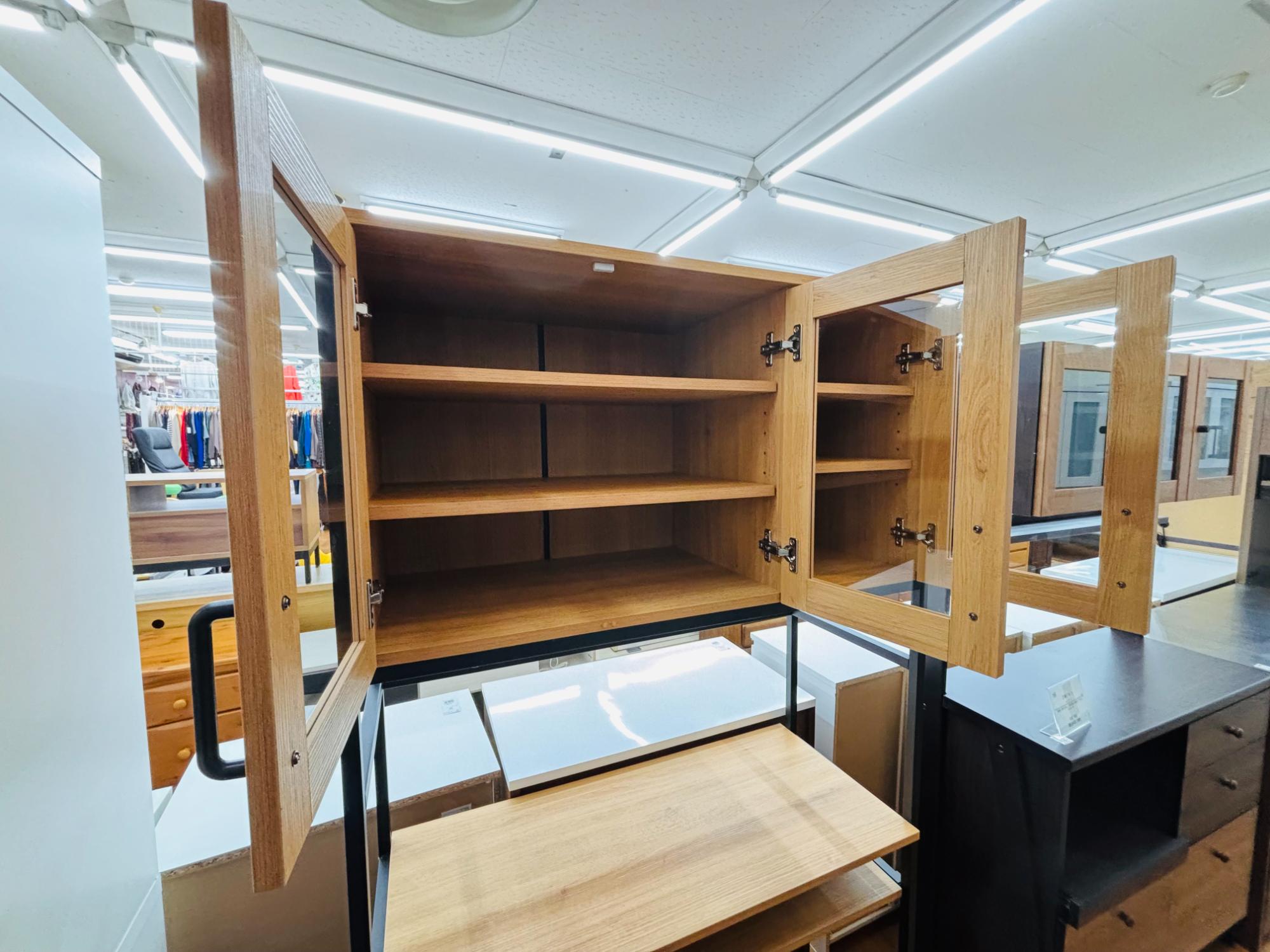 家具販売強化中】 3枚扉のレンジボードが入荷しました！｜2026年02月19 