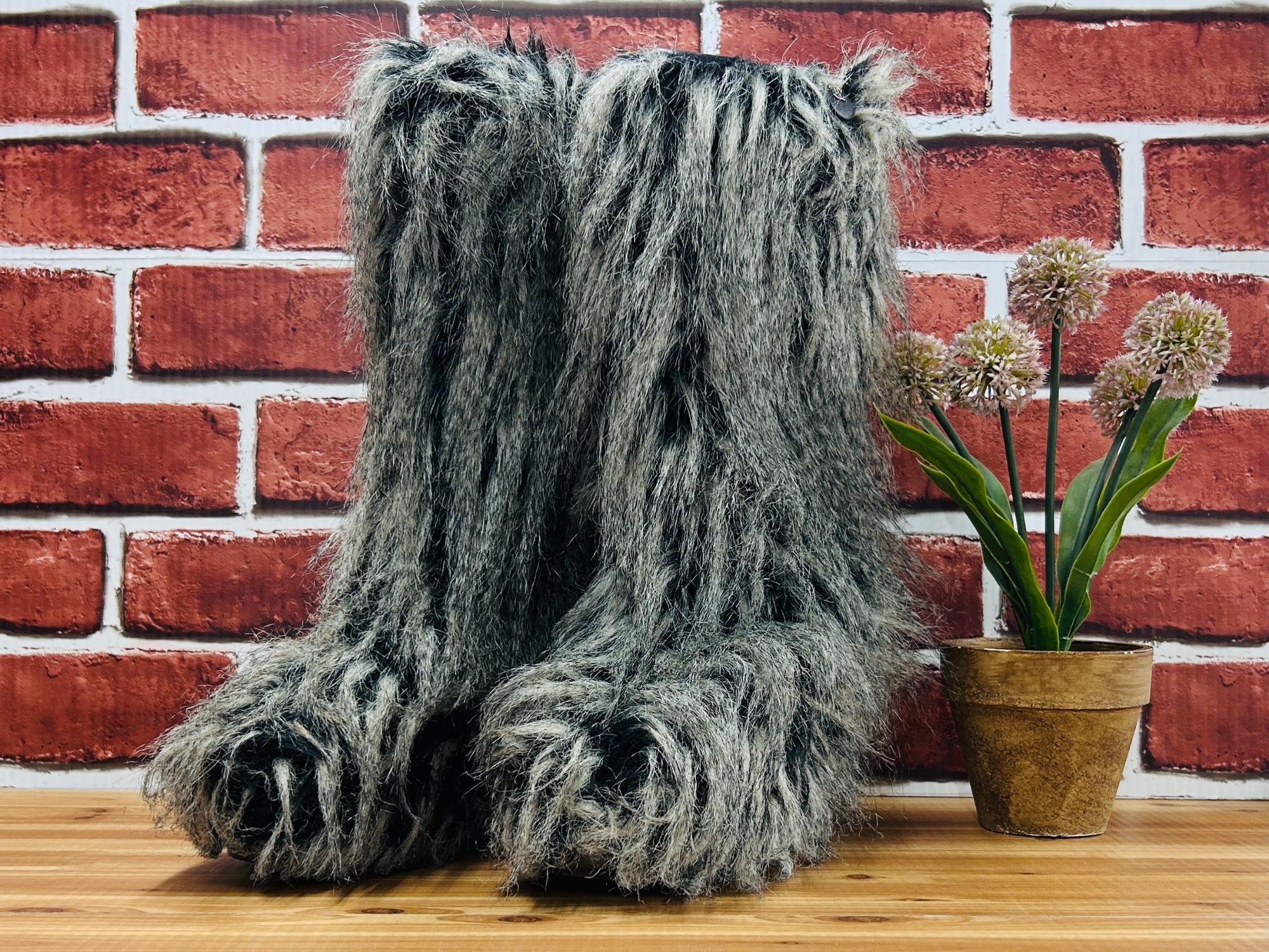 ブランド買取強化中】CHANEL（シャネル）の“ファンタジーファーブーツ