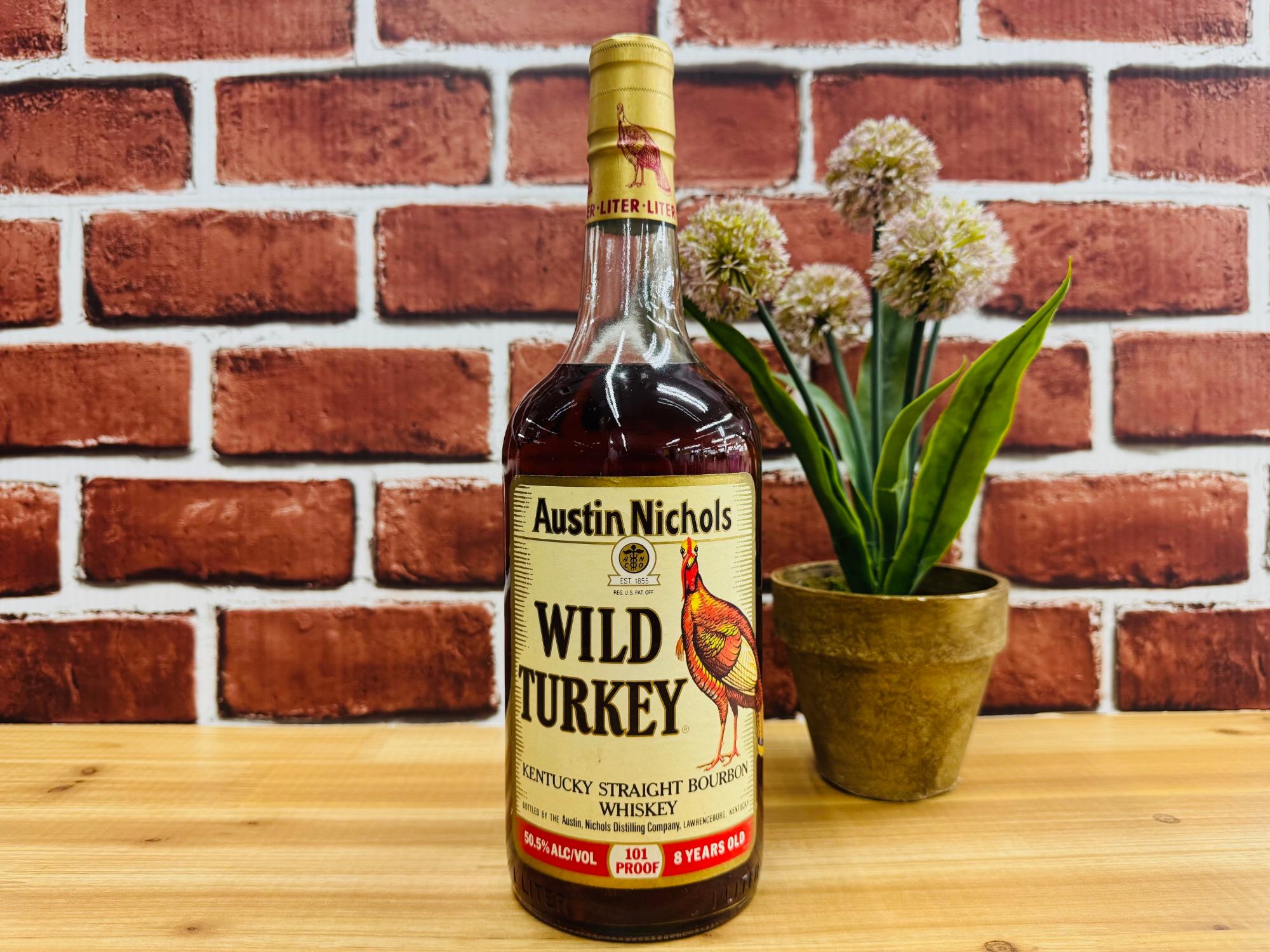 お酒買取強化中】バーボン ワイルドターキー 8年 101PROOF 旧ボトル が