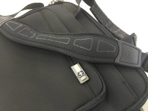 バッグのビクトリノックス(VICTORINOX)