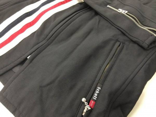 ジャケットのショット