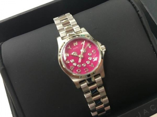 腕時計のマークジェイコブス