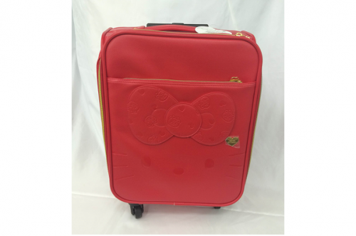 サンリオのキャリーバッグ