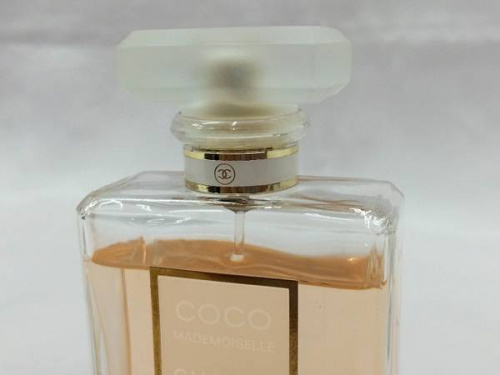 香水のシャネル