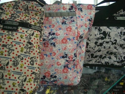 LeSportsac