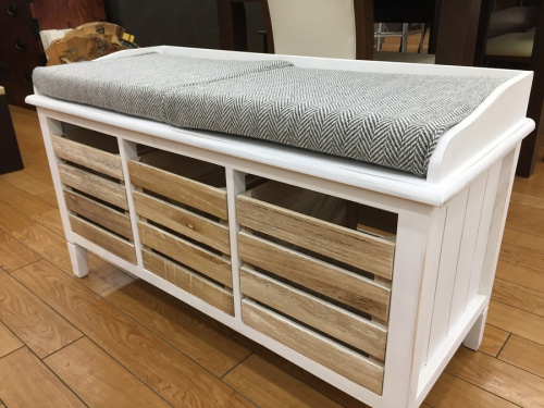 家具のイス