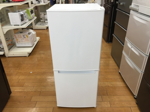 冷蔵庫の2ドア冷蔵庫