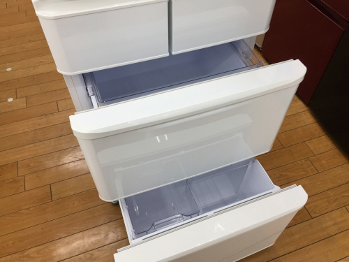 5ドア冷蔵庫のSHARP