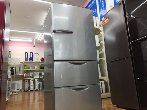 キッチン家電の冷蔵庫