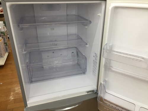 3ドア冷蔵庫のAQUA