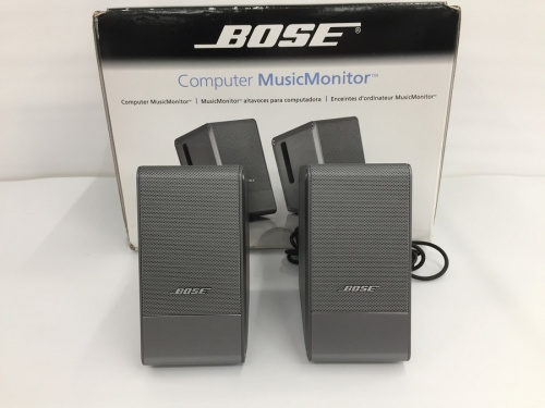 スピーカーの卓上スピーカー