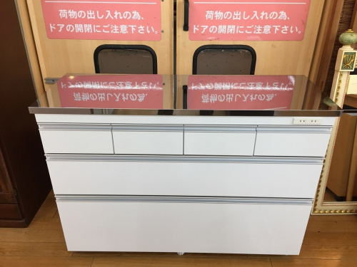 キッチン収納のキッチンカウンター