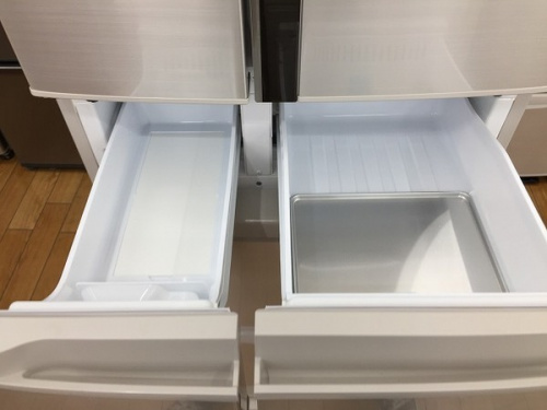 6ドア冷蔵庫のPanasonic