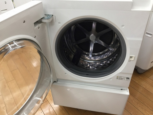 ドラム式洗濯機の洗濯機