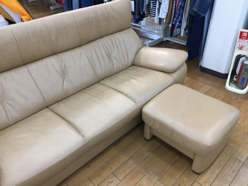 ソファーの3人掛けソファー