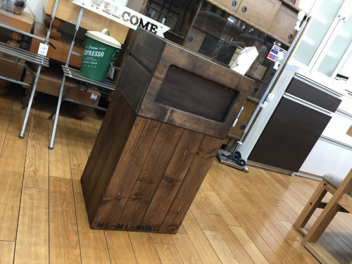 生活雑貨の家具