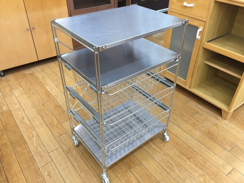 収納家具の万能収納