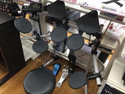 楽器の電子ドラム