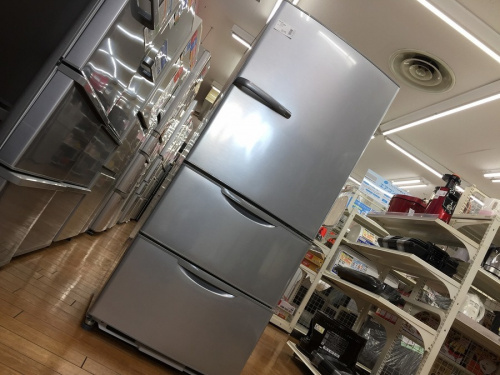 キッチン家電の冷蔵庫