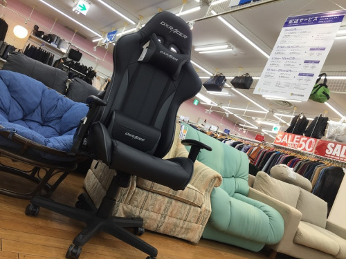 生活家具のゲーミングチェア