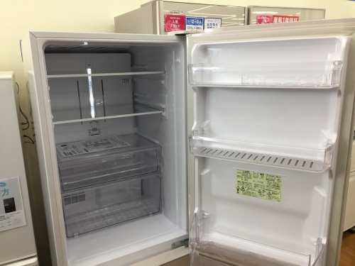 冷蔵庫の2ドア冷蔵庫