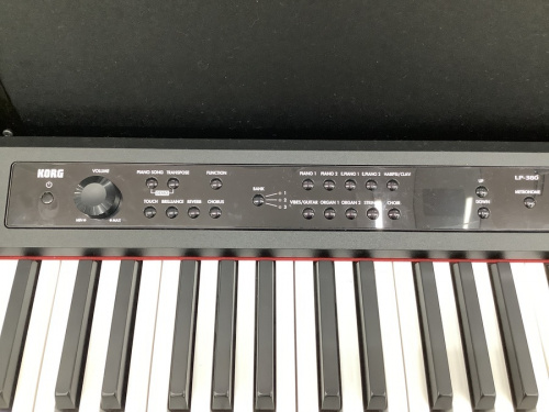 電子ピアノのKORG コルグ