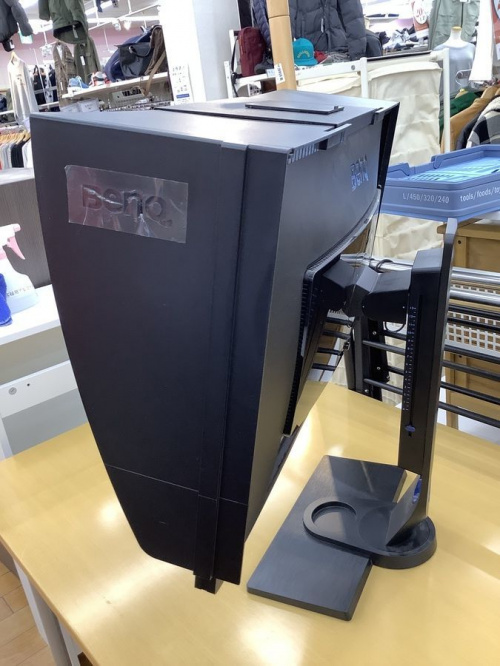 液晶モニターのBenQ