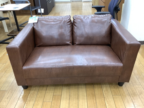 家具のソファ