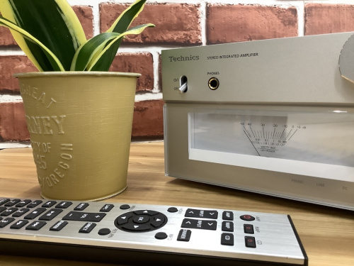 ステレオインテグレーテッドアンプのTechnics